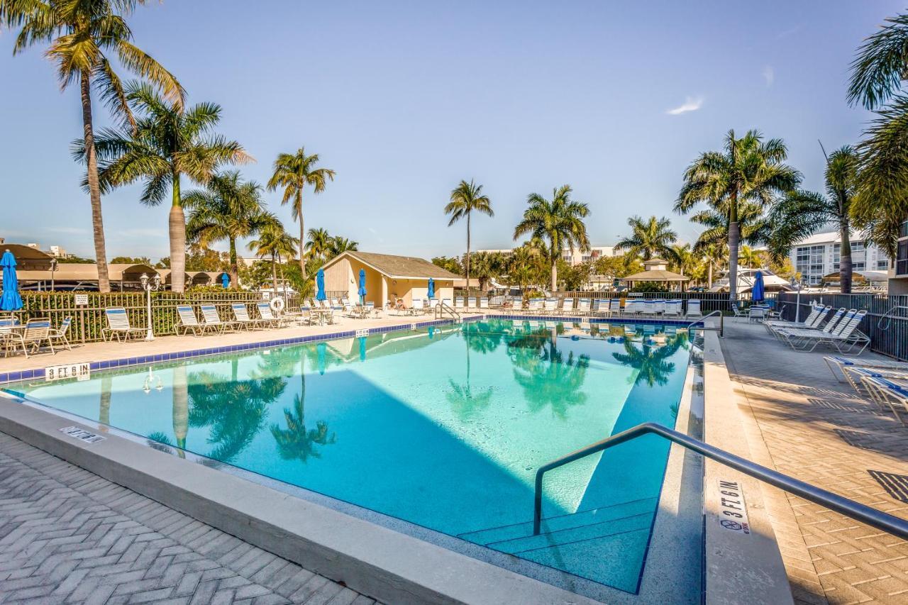 Ocean Breeze & Santa Maria Condos Fort Myers Beach Eksteriør billede